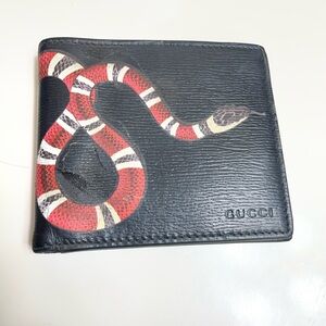 Gucci Black Leather Wallet with Red and White Snake Motif-FLAW